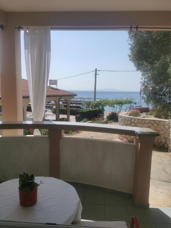 Apartments By The Sea Jakisnica, Pag - 21384 Lun  Exterior foto